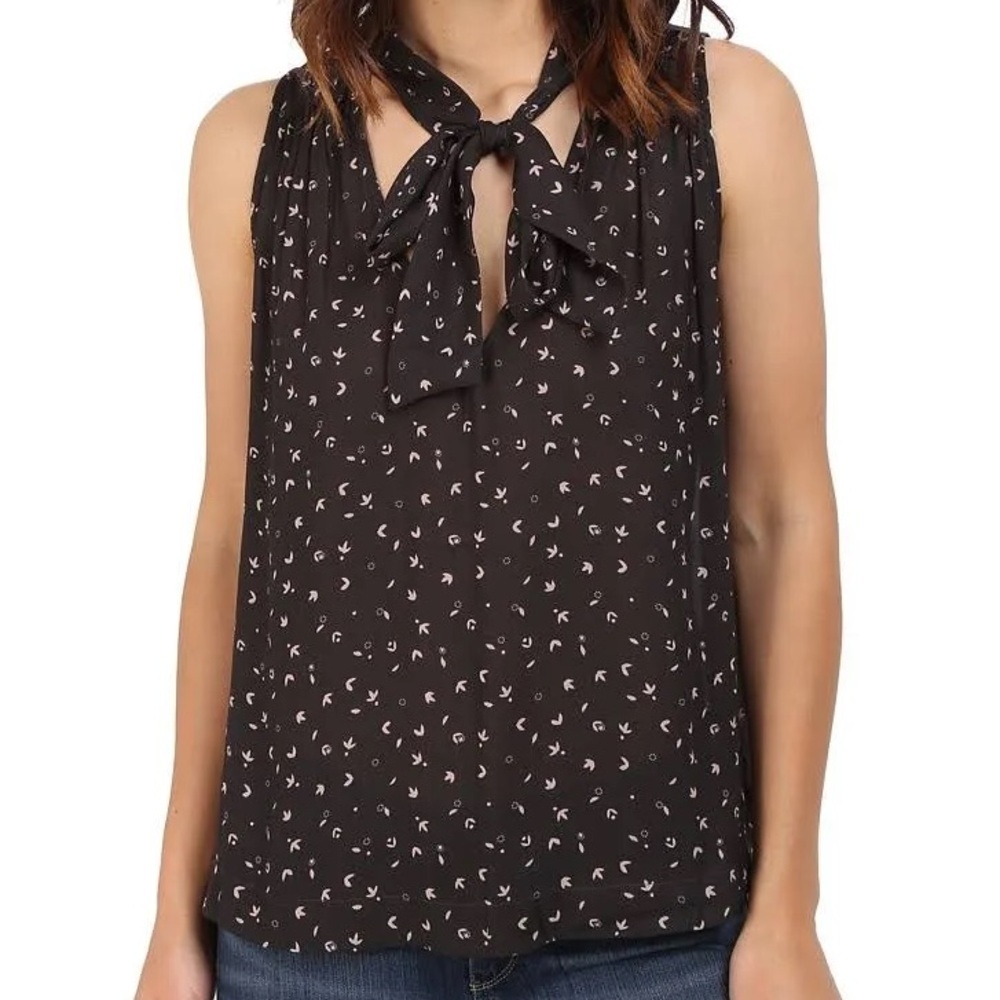 FREE PEOPLE Tie Neck Sleeveless Hi Low Flowy Blouse Size S / fits larger